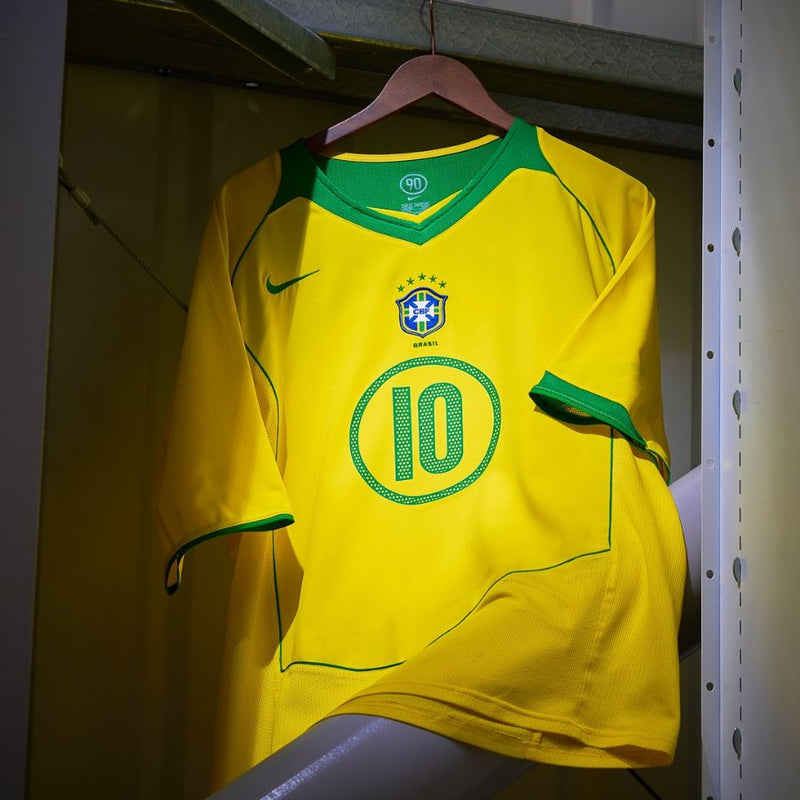 Ronaldinho 10 Brazil Home Retro 2004